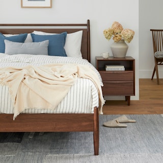 Lenia Queen Panel Bed - Walnut